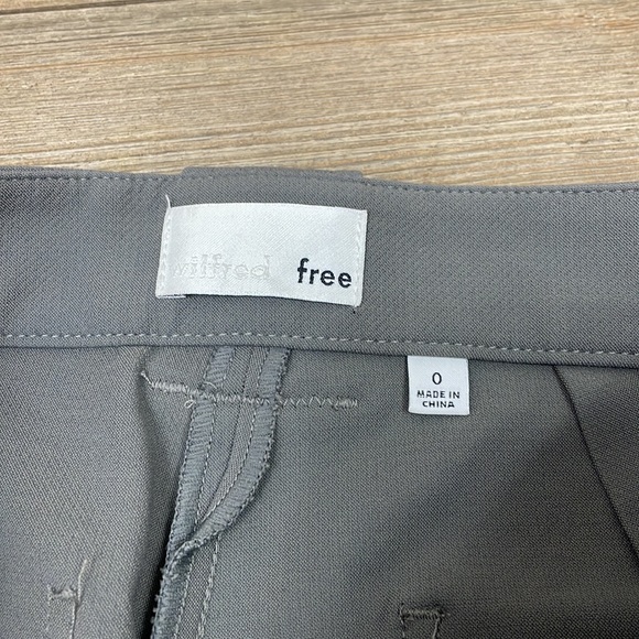 Wilfred Free Aritzia Sage Olive Green Straight Leg Pants - Picture 4 of 5